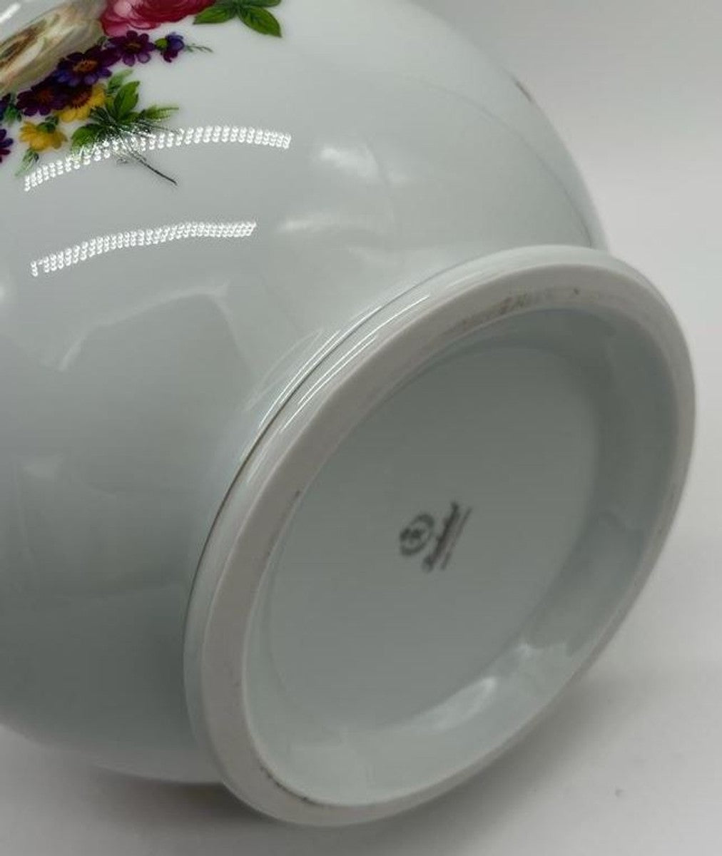 Casa Padrino Luxus Barock Porzellan Vase Weiß / Mehrfarbig / Gold H. 23 cm - Runde Blumenvase im Barockstil - Luxus Barock Accessoires - Reichenbach Porzellan - Luxus Qualität - Made in Germany