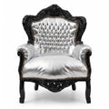 Casa Padrino Barock Sessel Silber / Schwarz - Handgefertigter Massivholz Wohnzimmer Sessel mit Kunstleder - Antik Stil Wohnzimmer Sessel - Barock Wohnzimmer Möbel (KI Studio)